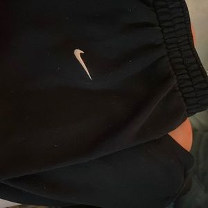 Boys Nike joggers 4t